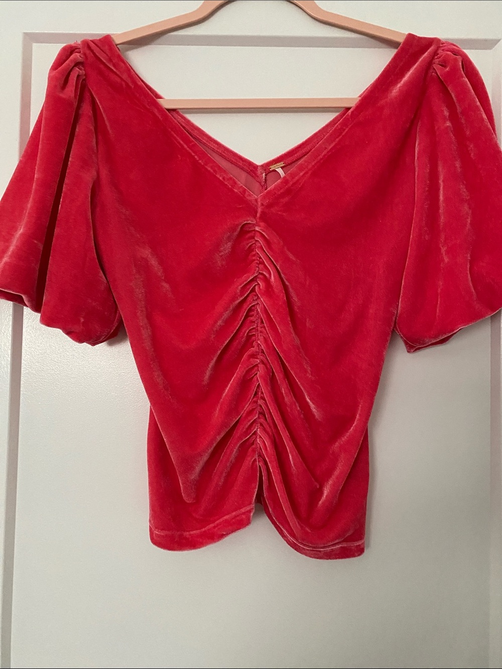 NWOT Free People Pink Velvet Ruched V-Neck Puff Sleeve Top